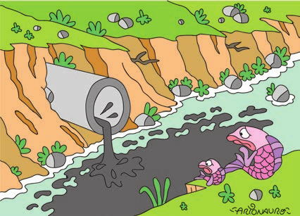 Charge colorida de um rio. À esquerda, num barranco alaranjado com vegetação, um cano cinza despeja um líquido escuro na água; a mancha escura se espalha pelo rio, e só a faixa junto à margem de cima continua clara, com borrões escuros. À direita, na beira da margem, junto à água escura, dois peixes cor-de-rosa, um grande e um pequeno, de expressão assustada, levam uma nadadeira ao rosto.